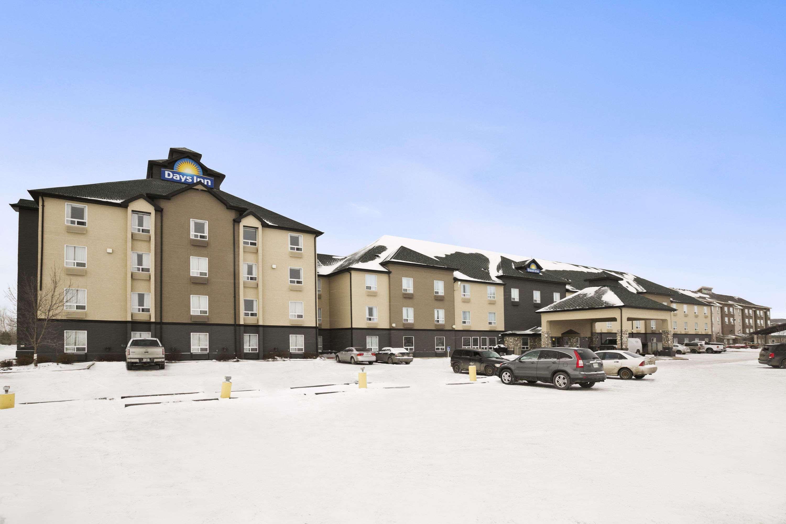 Days Inn By Wyndham Regina Exteriör bild