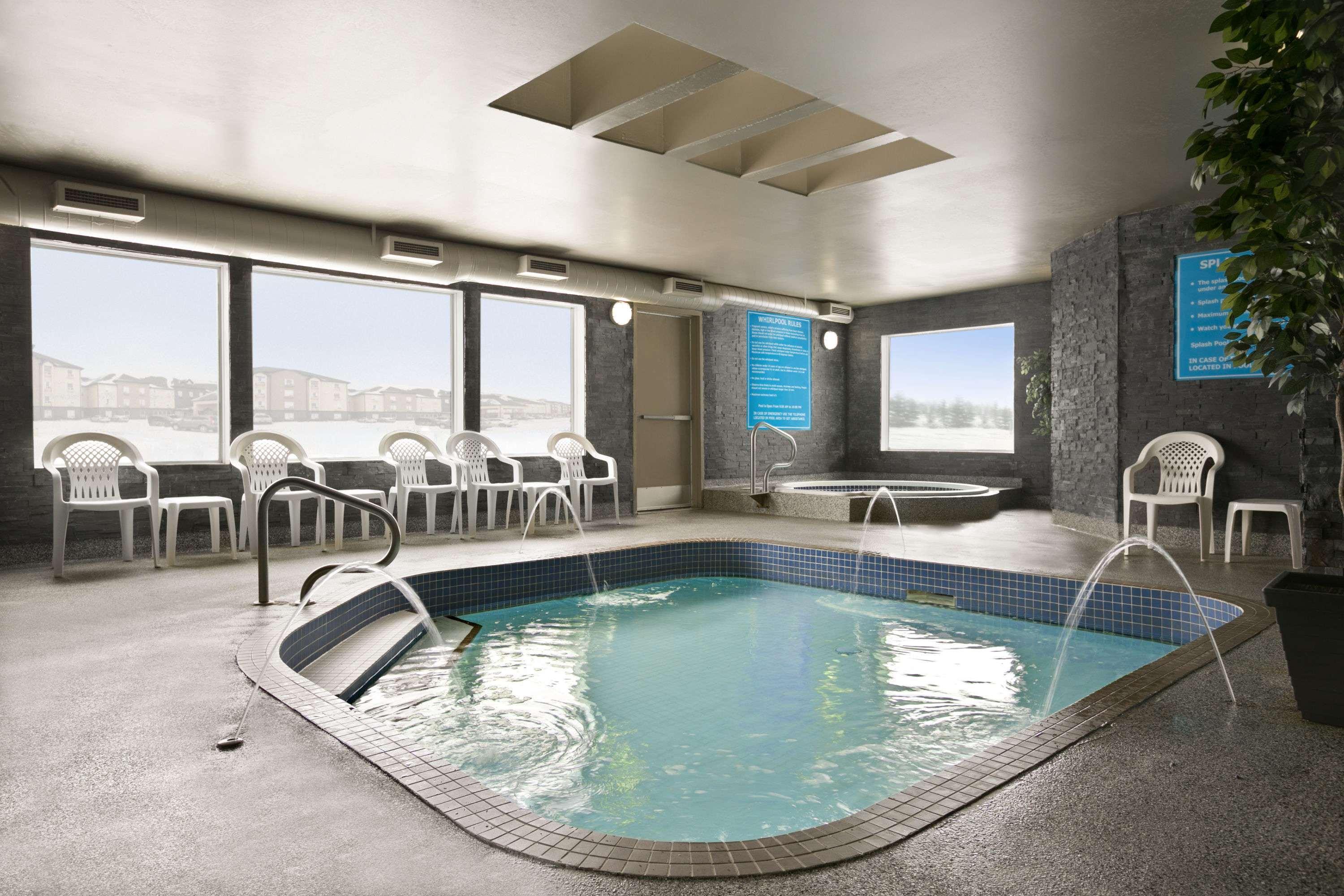 Days Inn By Wyndham Regina Exteriör bild