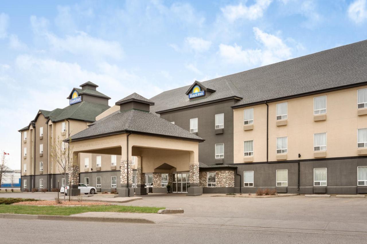 Days Inn By Wyndham Regina Exteriör bild